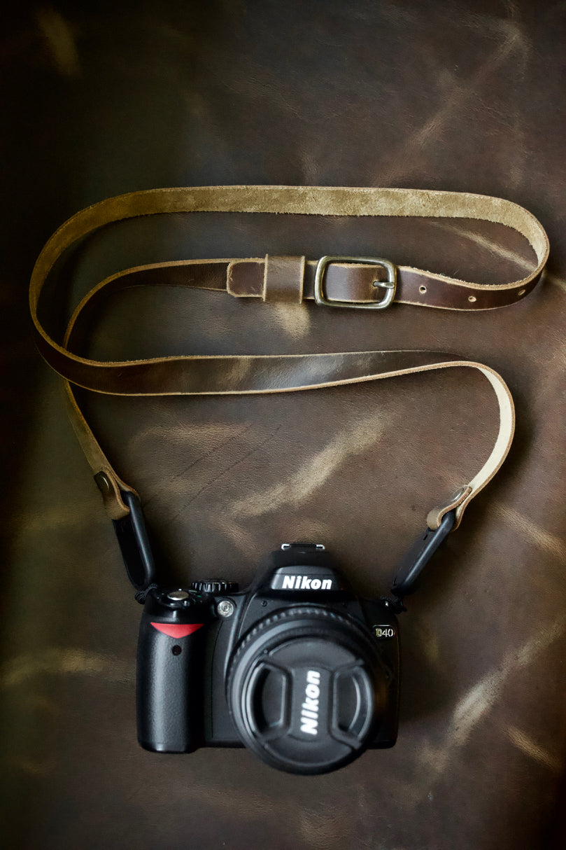 THE WILLOW CAMERA STRAP